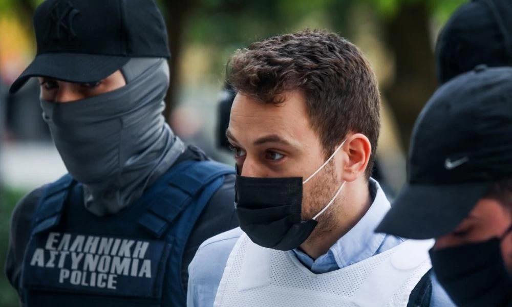 Γλυκά Νερά: Ο συζυγοκτόνος απαίτησε από τη μητέρα να πληρώσει το φέρετρο του παιδιού της